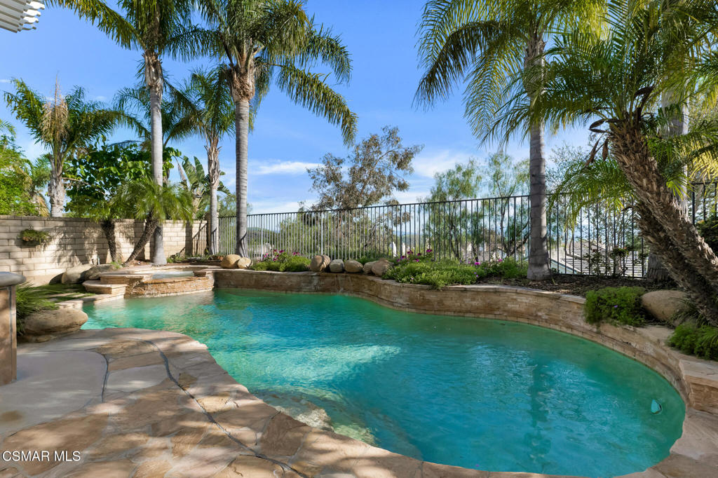 6140 Deerhill Road Oak Park, CA 91377 - Photo 39 of 72 a view of a backyard with swimming pool