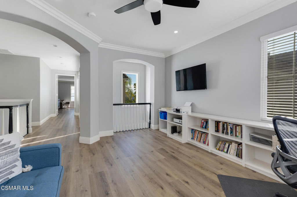 6140 Deerhill Road Oak Park, CA 91377 - Photo 48 of 72