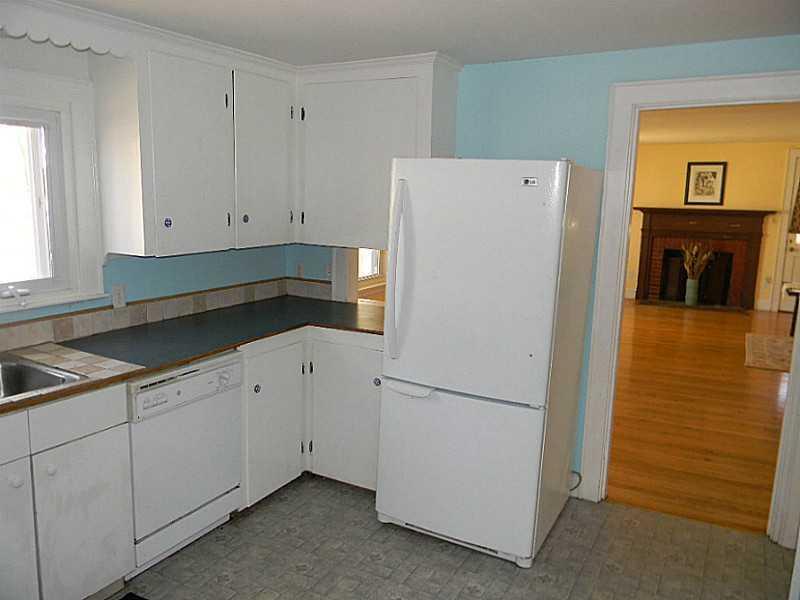 37 Inverness Street Portland, ME 04103 - Photo 14 of 23 Kitchen.