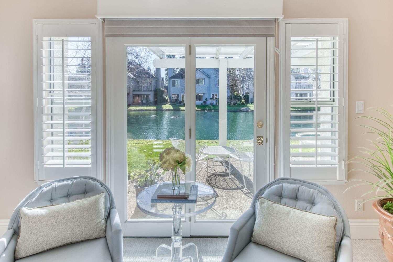 3063 West Pembrook Loop Fresno, CA 93711 - Photo 25 of 52 a living room with furniture and a large window