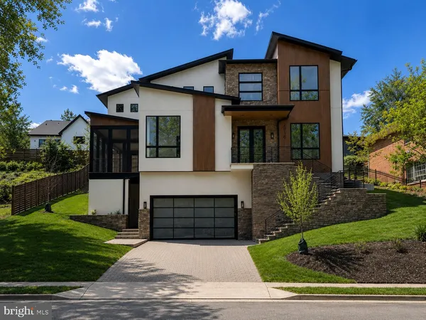 $2,899,999 | 2816 North Jefferson Street, Arlington, VA 22207