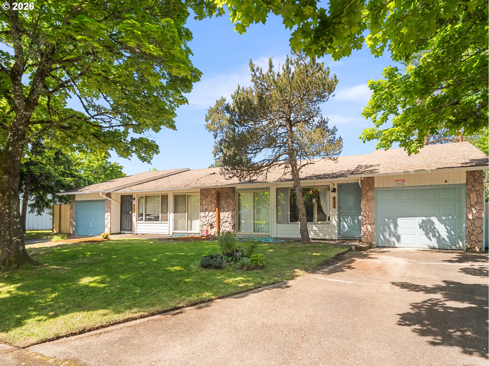 933 Southeast Rene Avenue Gresham, OR 97080 - Photo 1 of 29