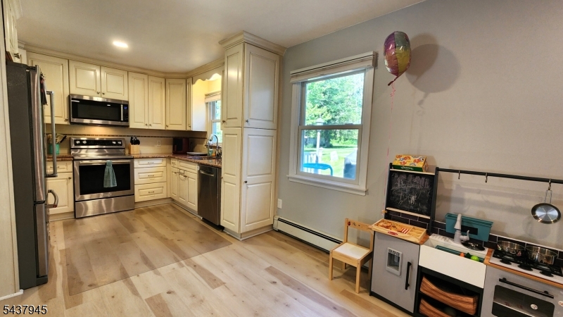 18 Roslyn Road Branchville, NJ 07826 - Photo 23 of 45
