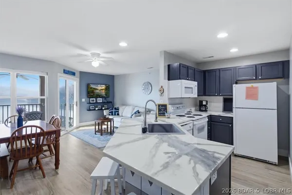 $194,900 | 575 Park Pl Drive, Unit 2B, Kaiser, MO 65047