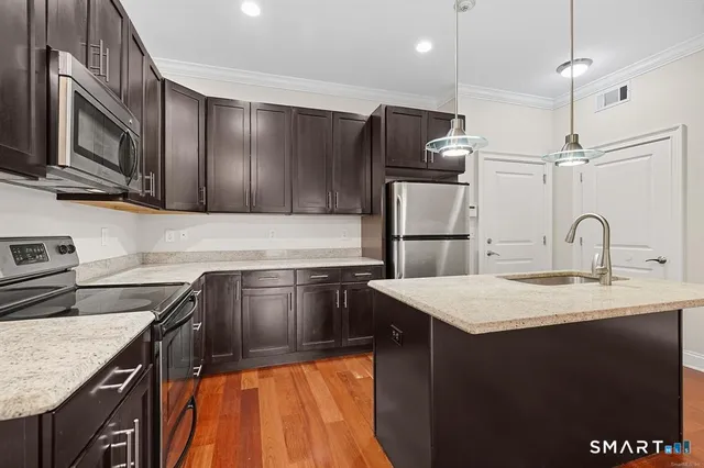 $3,450 | 142 East Avenue, Unit A103, Norwalk, CT 06851