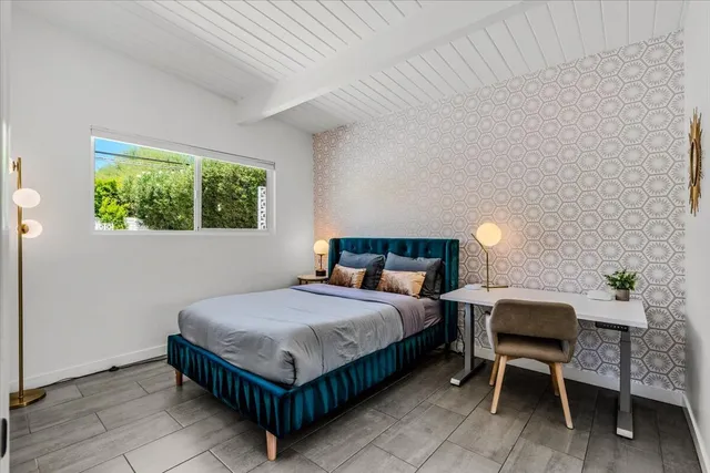 $999,000 | 2097 North Berne Drive, Palm Springs, CA 92262