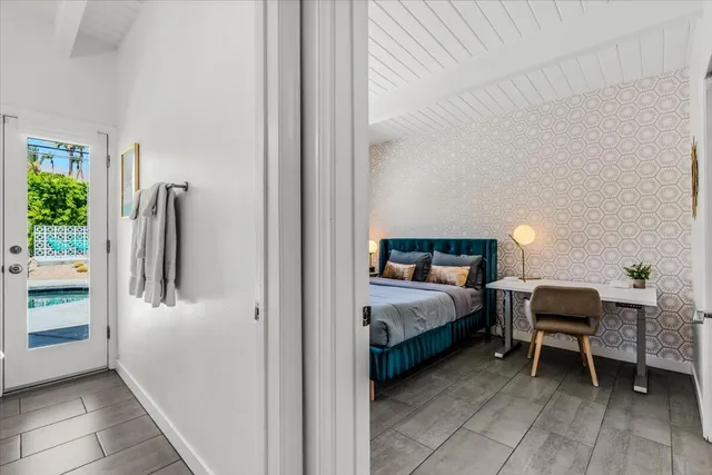 $999,000 | 2097 North Berne Drive, Palm Springs, CA 92262