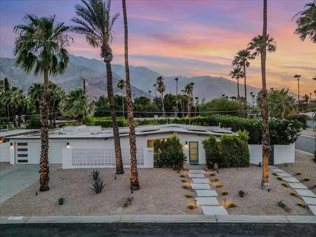 $999,000 | 2097 North Berne Drive, Palm Springs, CA 92262