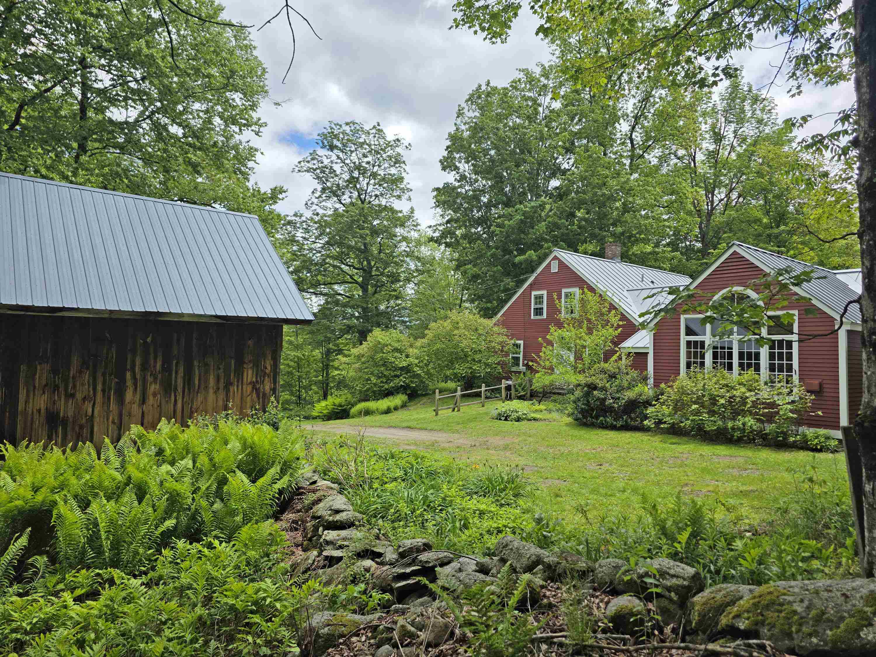 157 Newfane Hill Road Newfane, VT 05345 - Photo 8 of 37