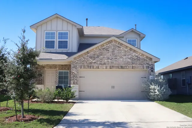 $2,195 | 15535 Cardamom Cove, Von Ormy, TX 78073