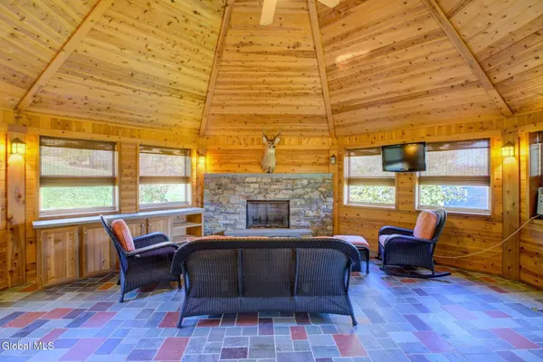 $3,995,000 | 2988 Lake Shore Drive, Lake George, NY 12845