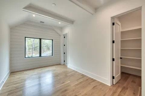 $3,595,000 | 3 Cosdrew Lane, East Hampton, NY 11937
