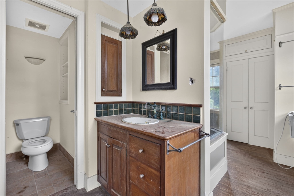 35 Leominster Road Lunenburg, MA 01462 - Photo 30 of 38 Gallery Image 30