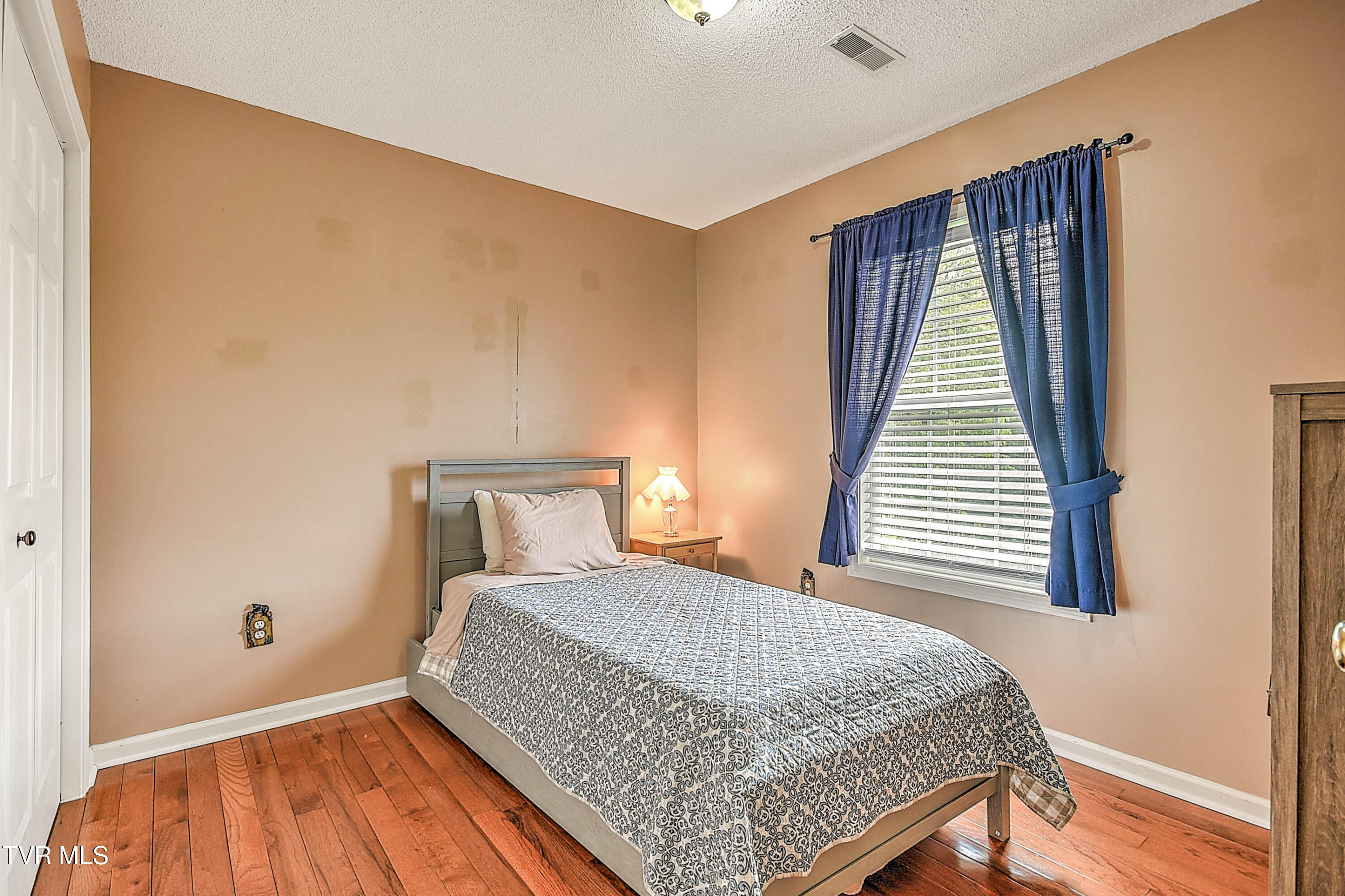 1017 Barber Road Bristol, TN 37620 - Photo 30 of 57 1017 Barber EL-26