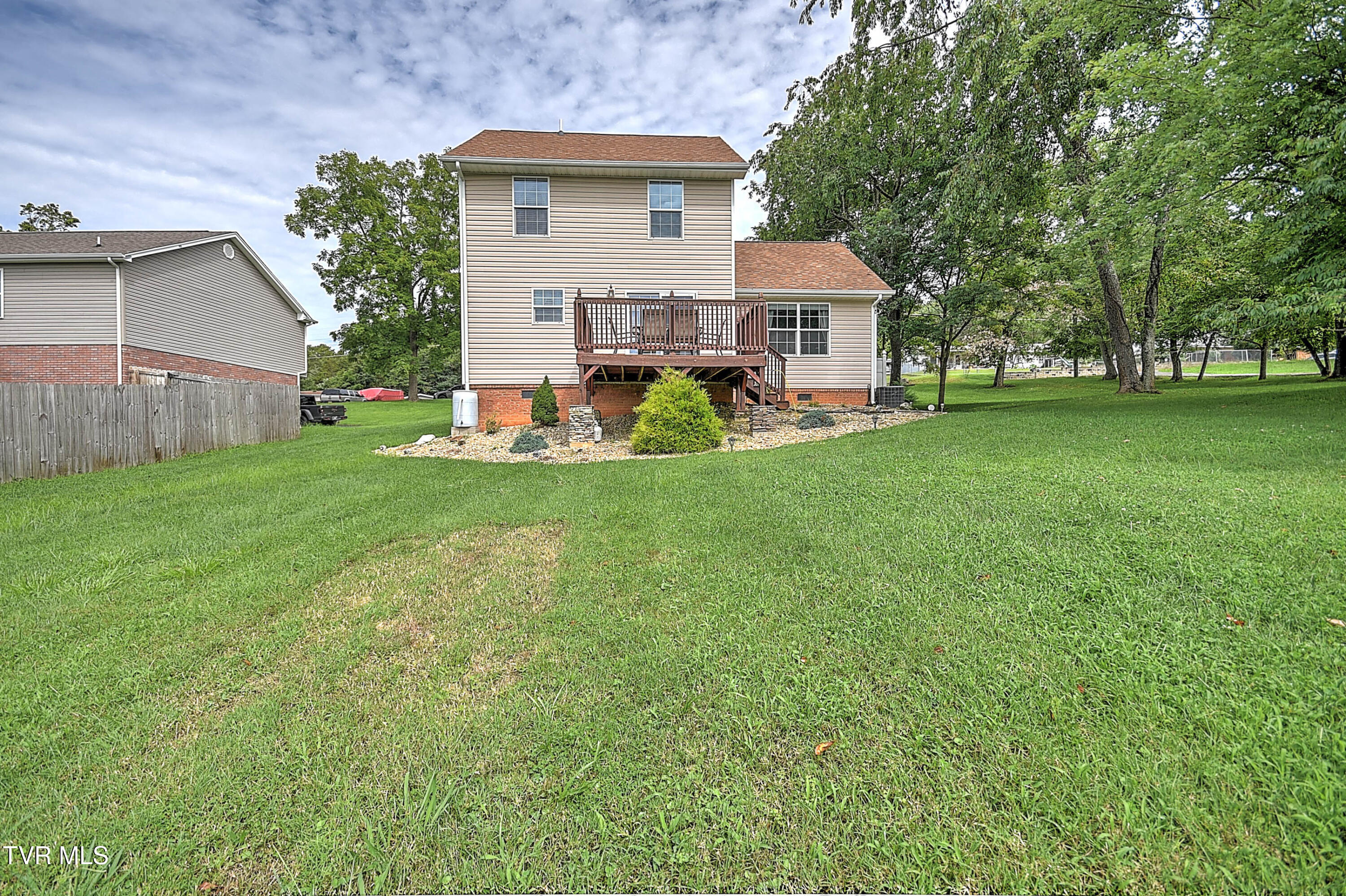 1017 Barber Road Bristol, TN 37620 - Photo 8 of 57 1017 Barber EL-39