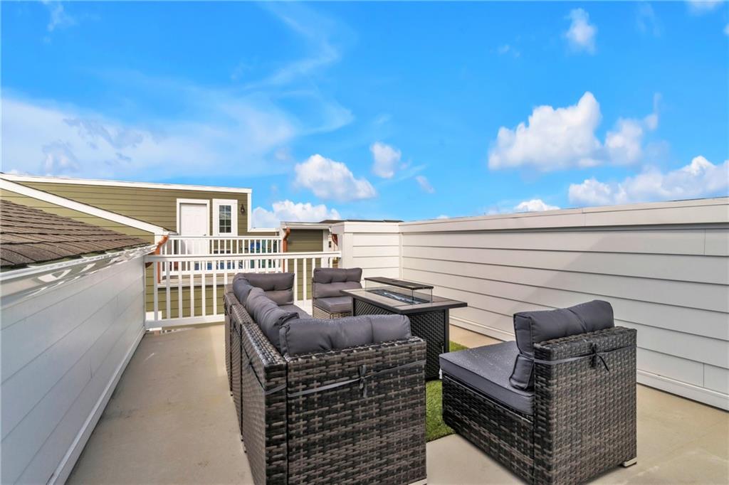509 High Cresent Road Cranberry Township, PA 16066 - Photo 33 of 37 skydeck!