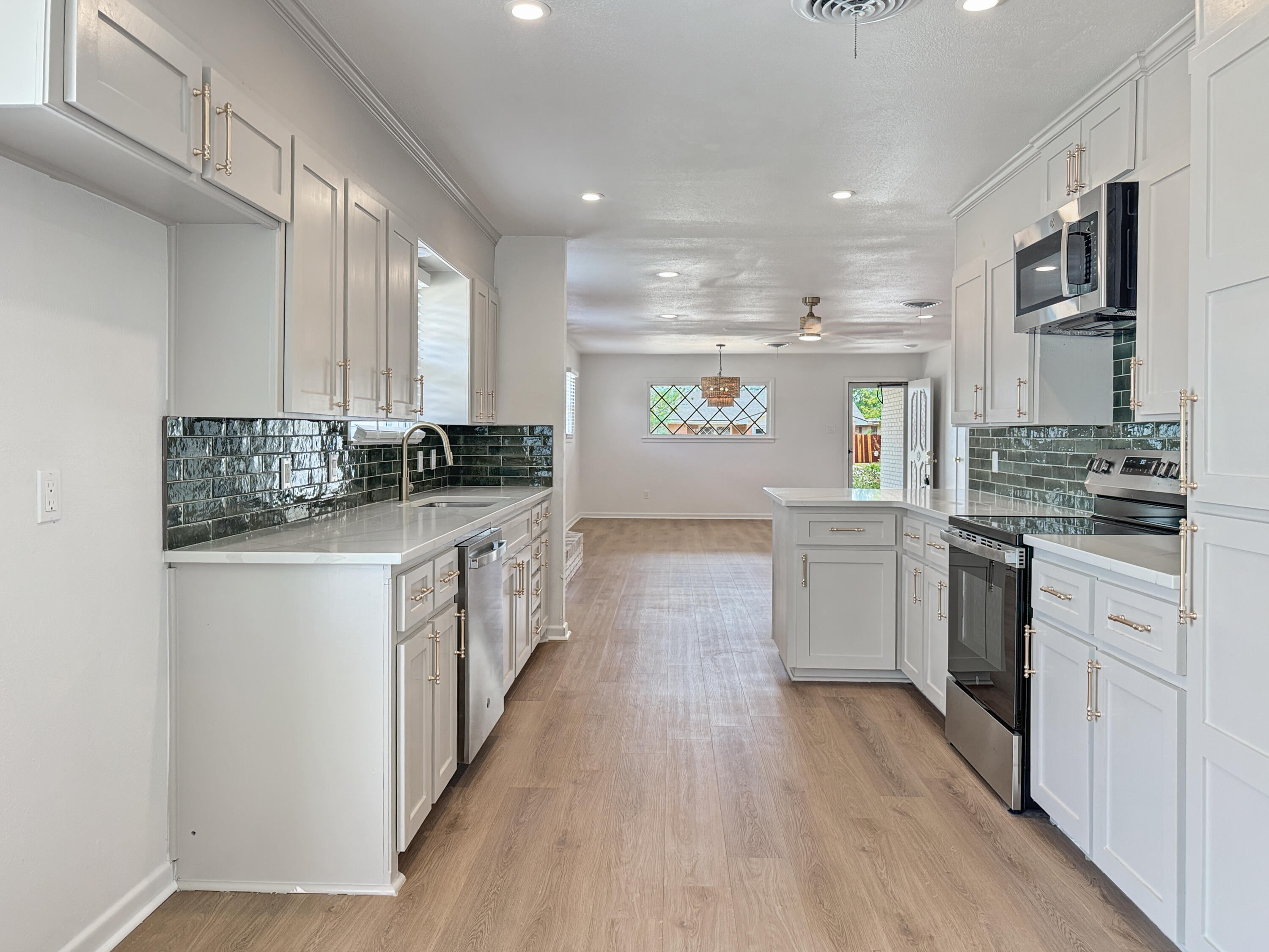 5502 8th Street Lubbock, TX 79416 - Photo 16 of 41 fc6db5a8ed7b28d1dc04565230afa6b00a3252a1