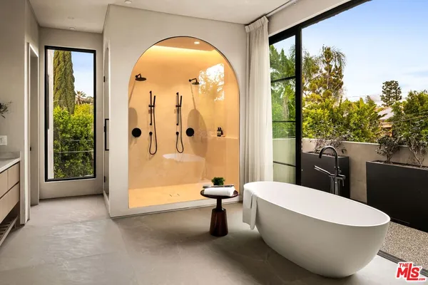 $7,350,000 | 5344 Oak Park Avenue, Encino, CA 91316