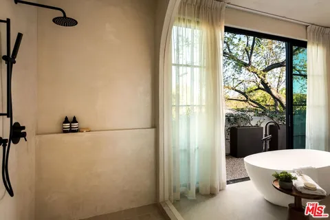 $7,350,000 | 5344 Oak Park Avenue, Encino, CA 91316