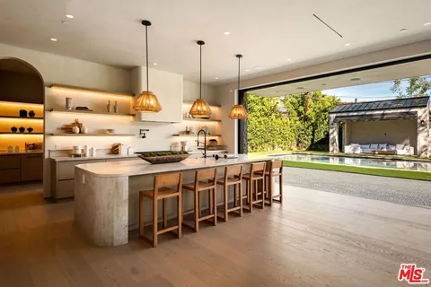 $7,350,000 | 5344 Oak Park Avenue, Encino, CA 91316