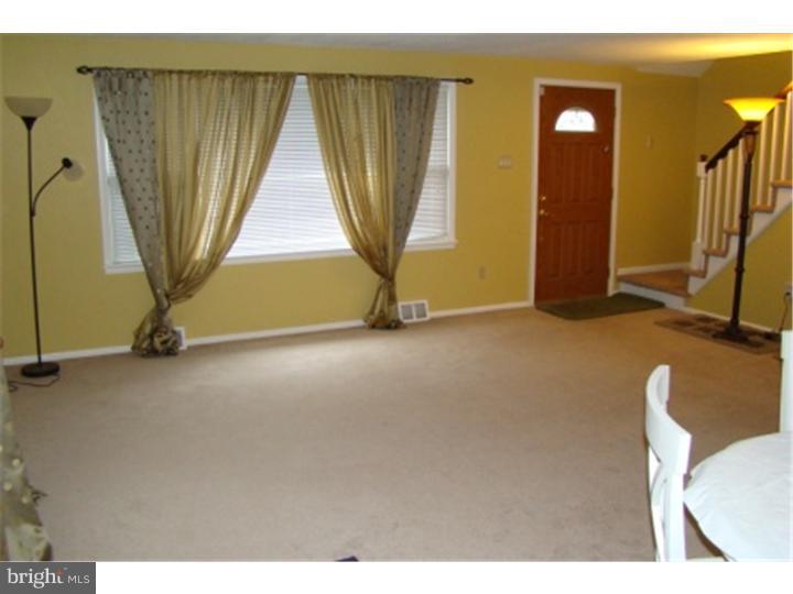 1818 Scott Road Oreland, PA 19075 - Photo 2 of 24 Living Room