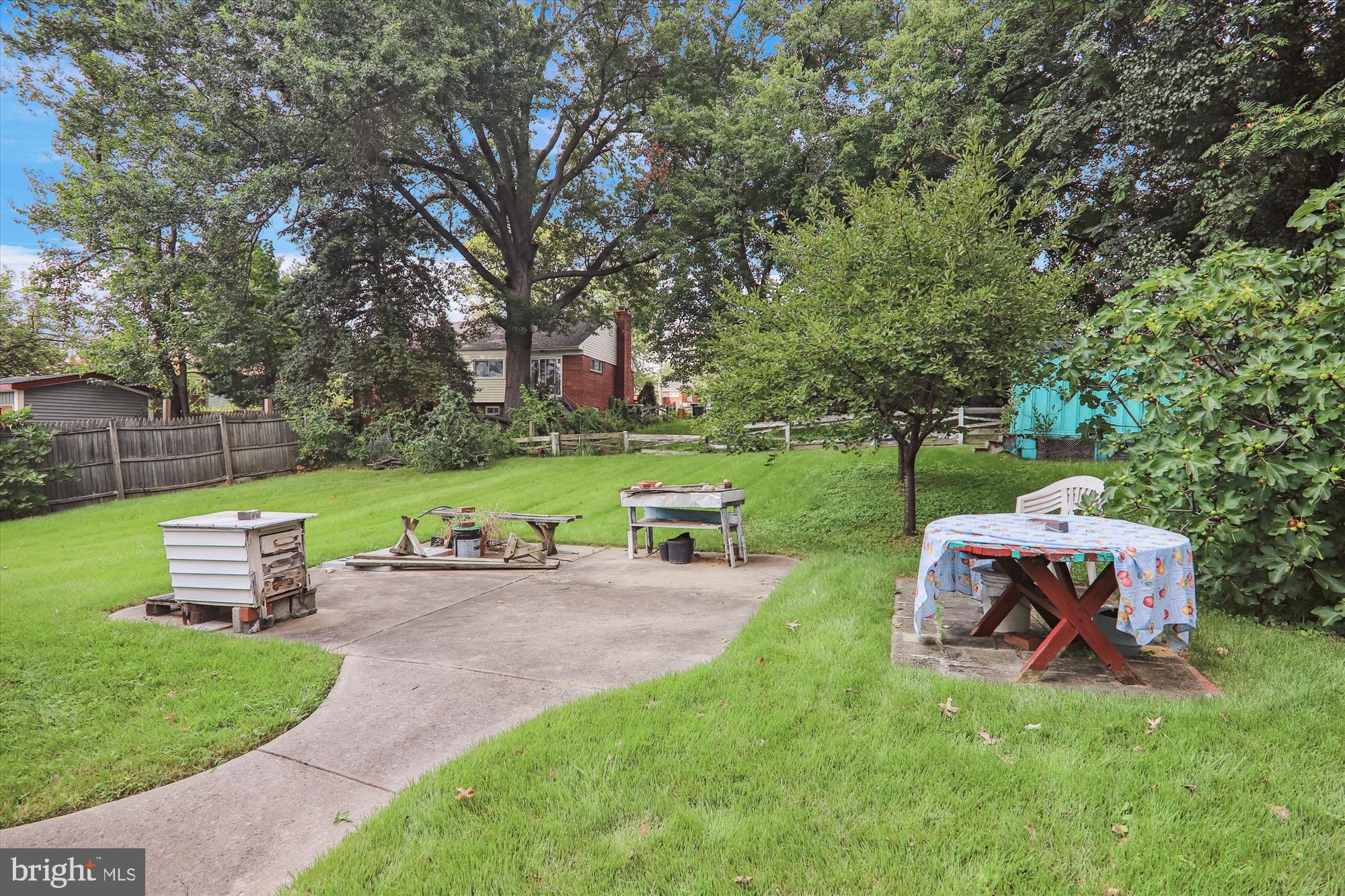 9507 Adelphi Road Silver Spring, MD 20903 - Photo 37 of 41 a view of a park with furniture