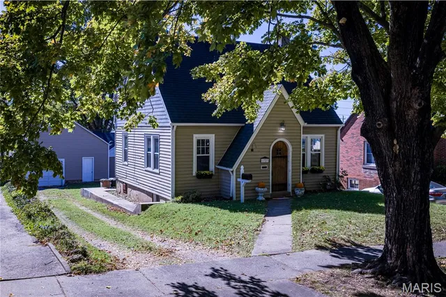 $259,000 | 1727 Whitener Street, Cape Girardeau, MO 63701