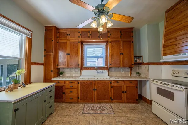 $259,000 | 1727 Whitener Street, Cape Girardeau, MO 63701