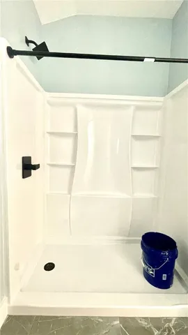 $1,850 | 216 Maple Avenue, Barrington, RI 02806