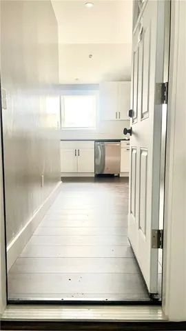 $1,850 | 216 Maple Avenue, Barrington, RI 02806