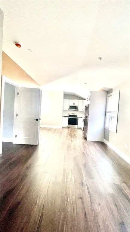 216 Maple Avenue Barrington, RI 02806 - Photo 5 of 17