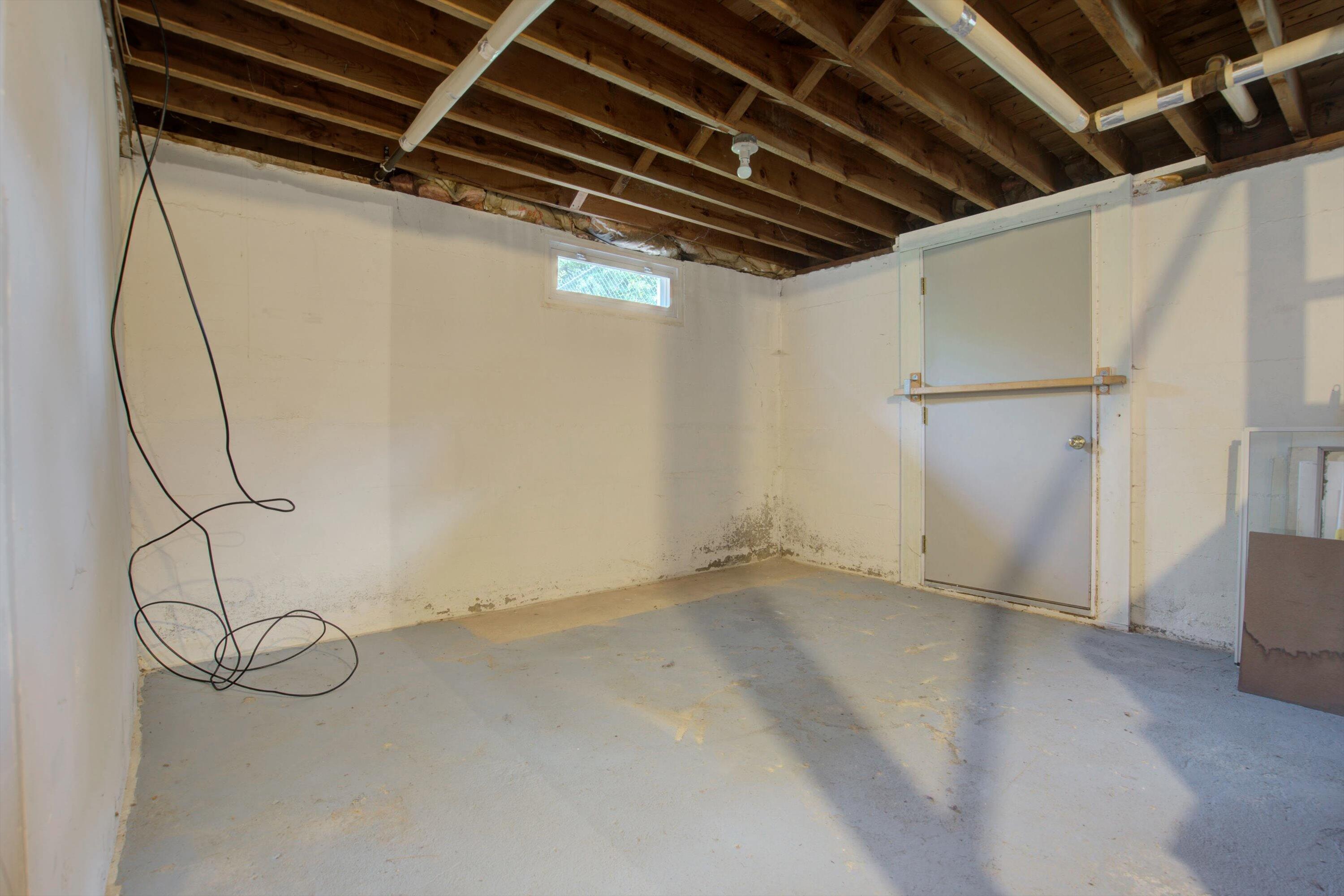 52 Hicks Street Portland, ME 04103 - Photo 30 of 35 Basement