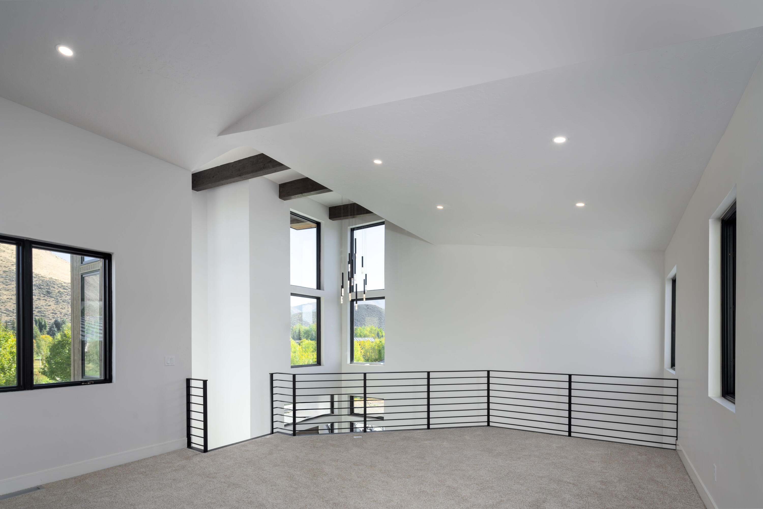 10 Streamside Drive Blaine County, ID 83333 - Photo 32 of 37 Upstairs Seating