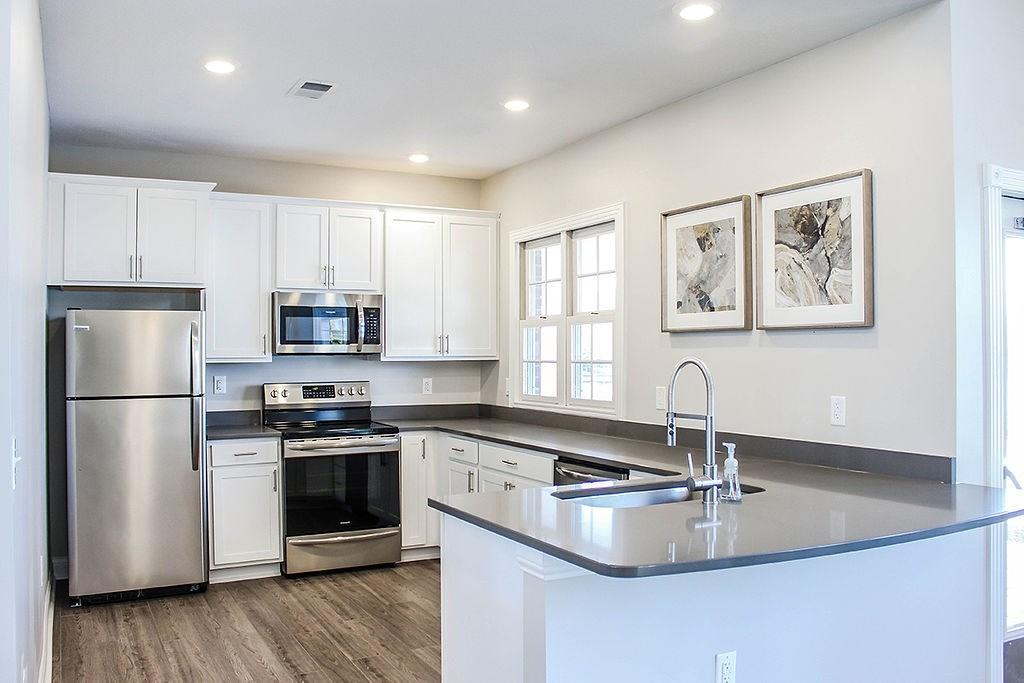 1487 Shadow Ridge Road Indianapolis, IN 46280 - Photo 41 of 46 Gallery Image 41