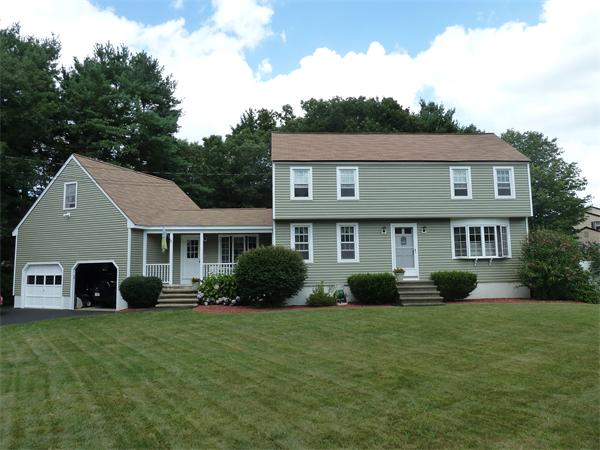 36 Lexington Road Dracut, MA 01826 - Photo 1 of 11 Gallery Image 1