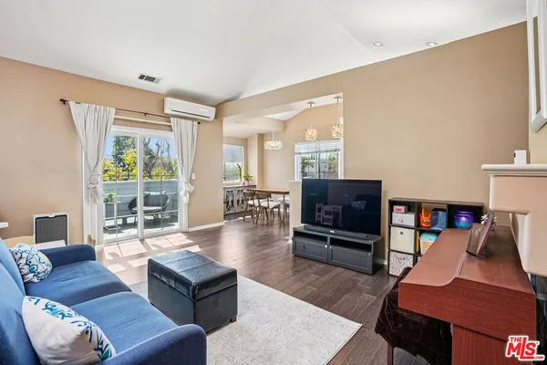 $699,000 | 2003 Artesia Boulevard, Unit 105, Torrance, CA 90504