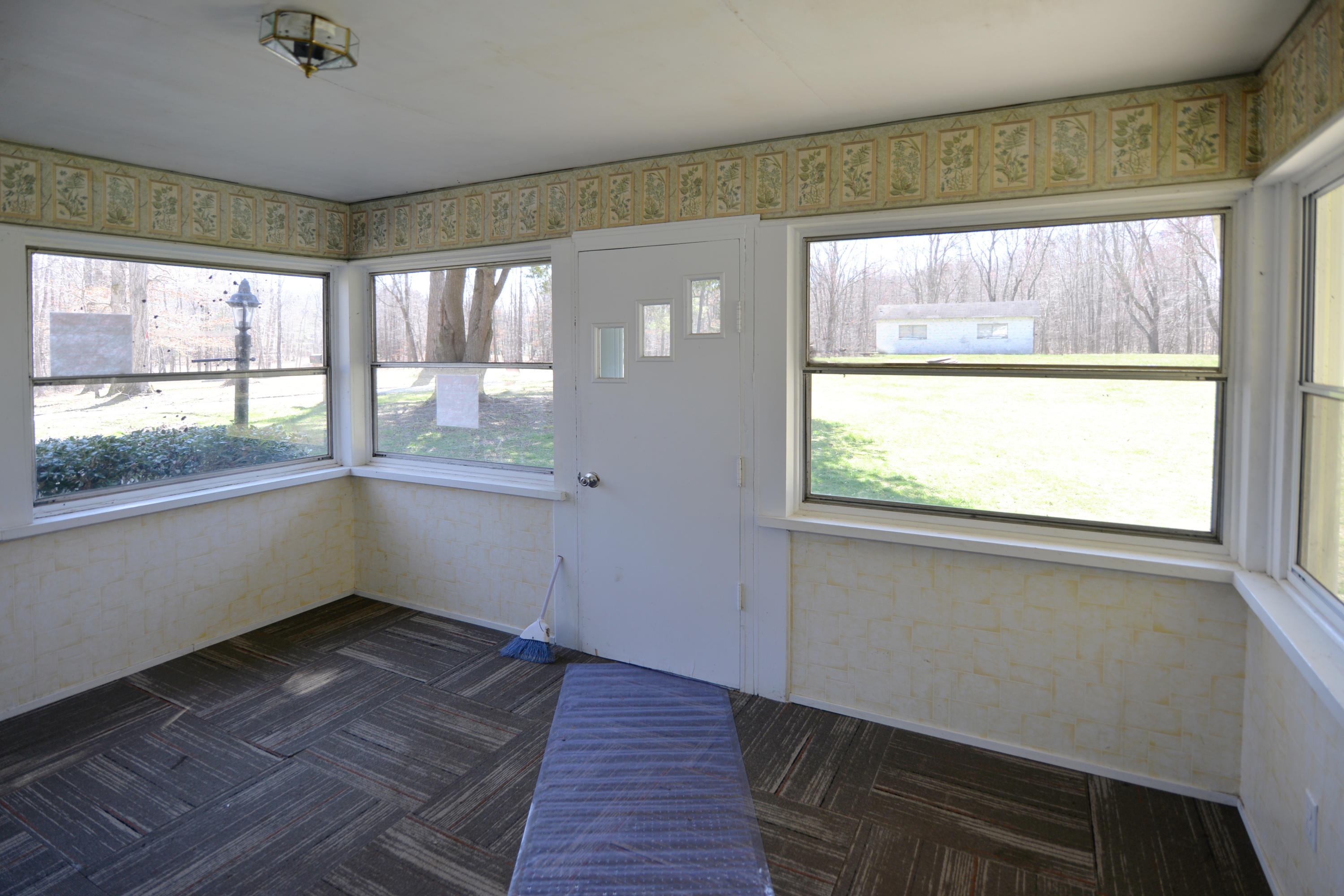 157 Davis Road Sunbright, TN 37872 - Photo 11 of 26 157 Davis Road