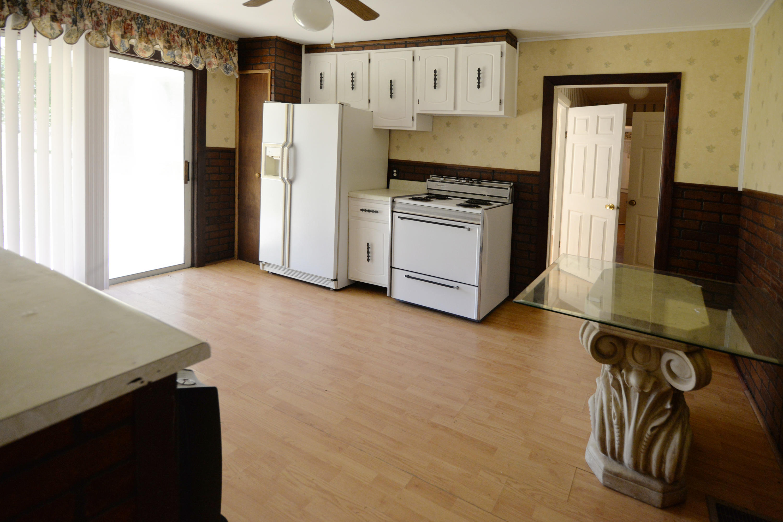 157 Davis Road Sunbright, TN 37872 - Photo 14 of 26 157 Davis Road