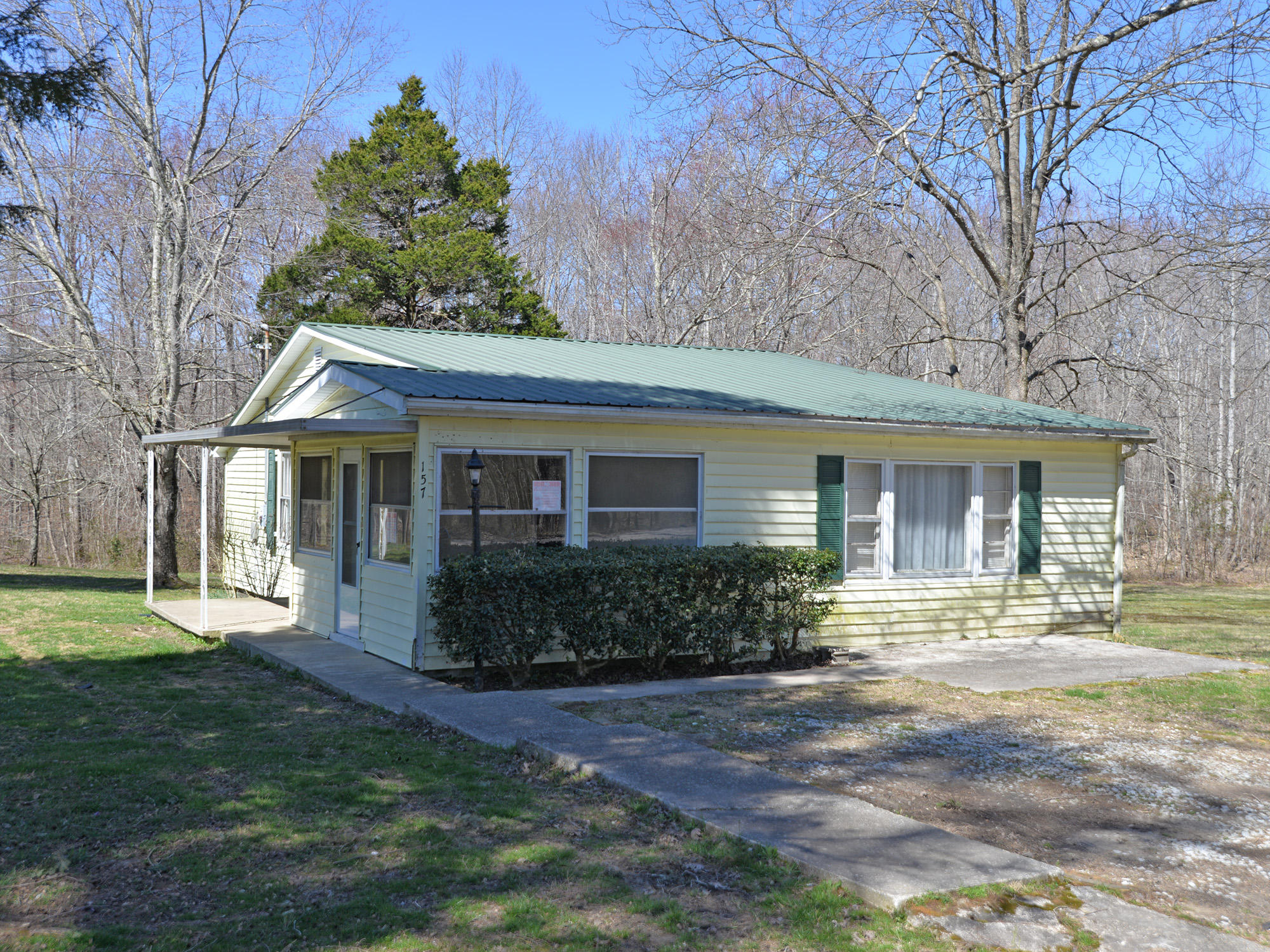 157 Davis Road Sunbright, TN 37872 - Photo 7 of 26 157 Davis Road