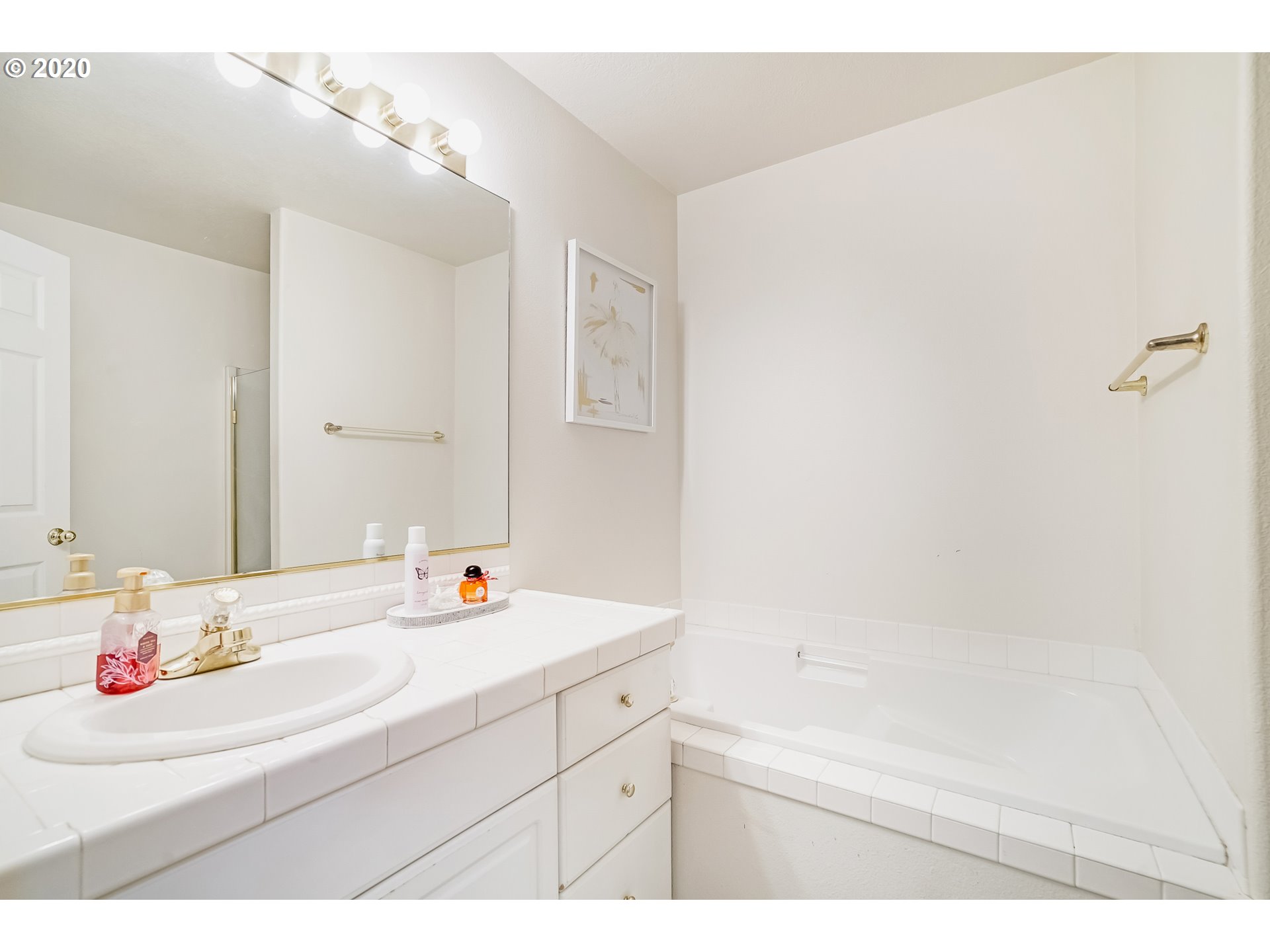 22036 Southwest Grahams Ferry Road Tualatin, OR 97062 - Photo 22 of 31 Gallery Image 22