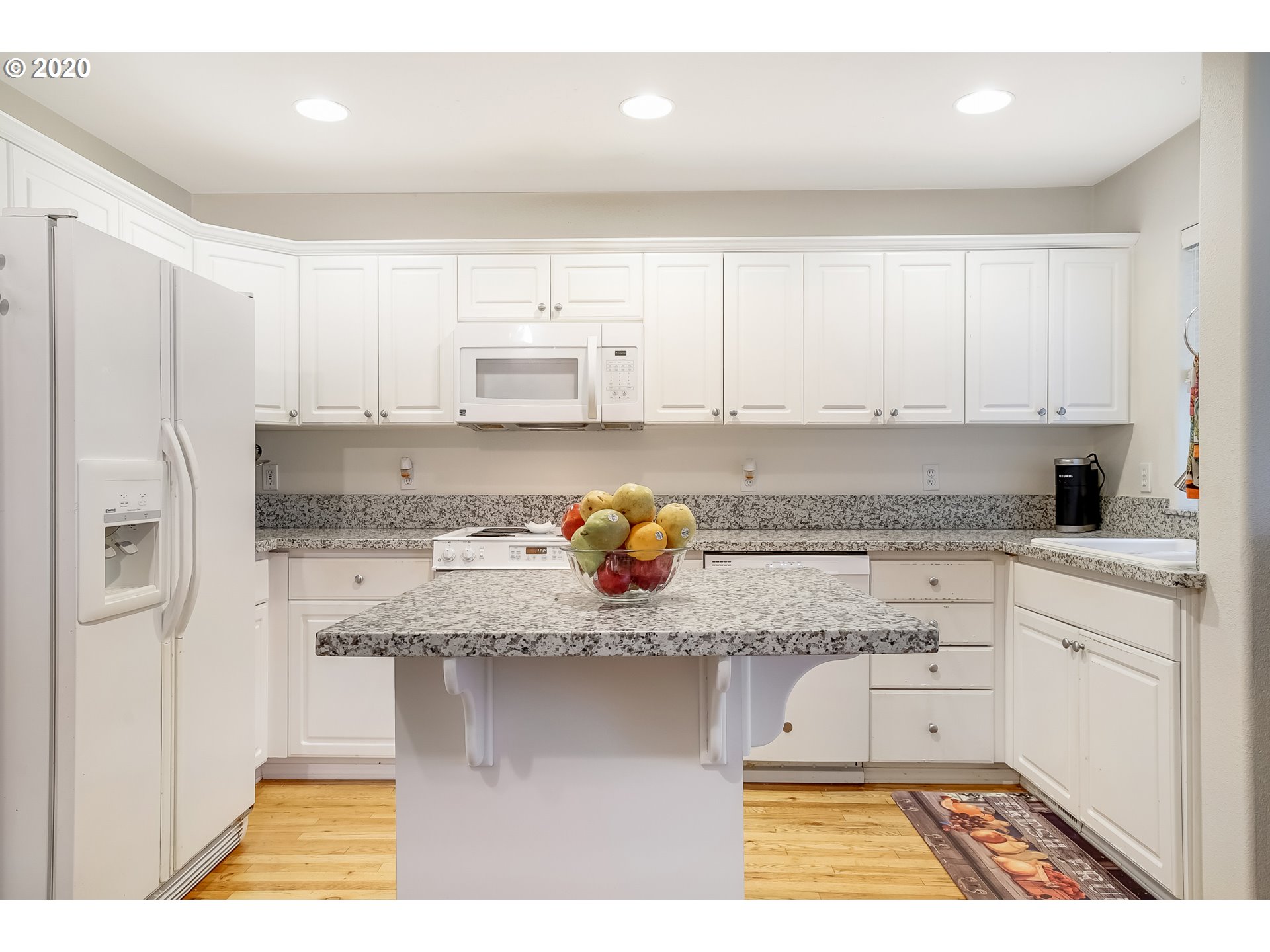 22036 Southwest Grahams Ferry Road Tualatin, OR 97062 - Photo 10 of 31 Gallery Image 10