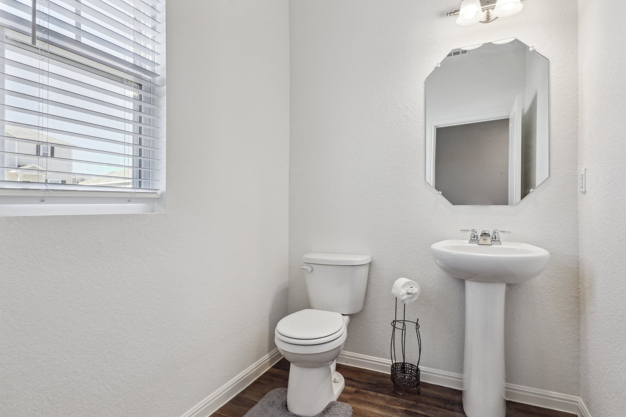 14105 Jeannette Rankin Rd Manor Manor, TX 78653 - Photo 12 of 29 Half bath