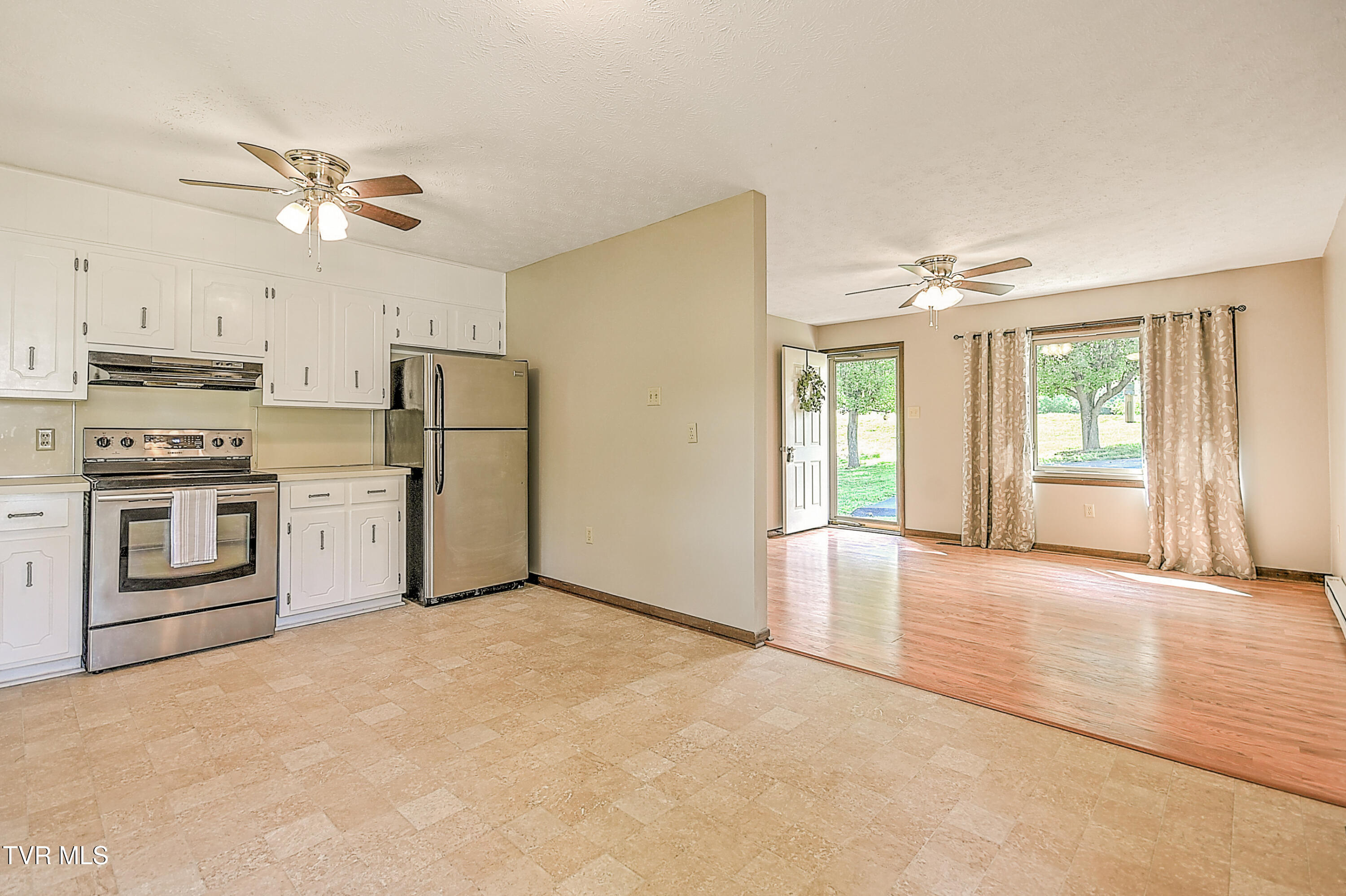1297 Fall Creek Road Kingsport, TN 37664 - Photo 16 of 44 1297 Fall Creek Rd DB-18