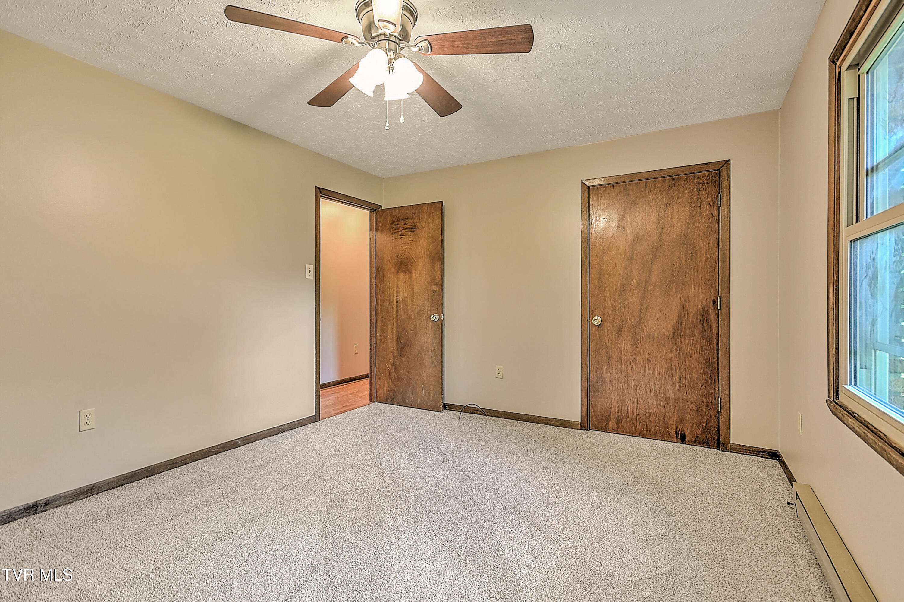 1297 Fall Creek Road Kingsport, TN 37664 - Photo 26 of 44 1297 Fall Creek Rd DB-30