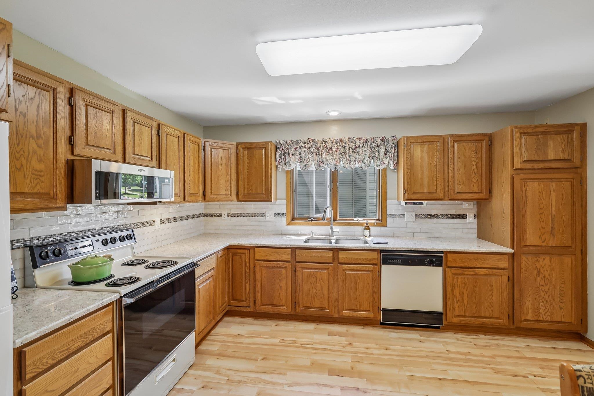 7100 Spring Hill Drive Middleton, WI 53562 - Photo 16 of 57