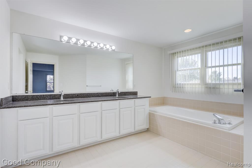 3526 Inverness Drive Rochester, MI 48306 - Photo 47 of 82
