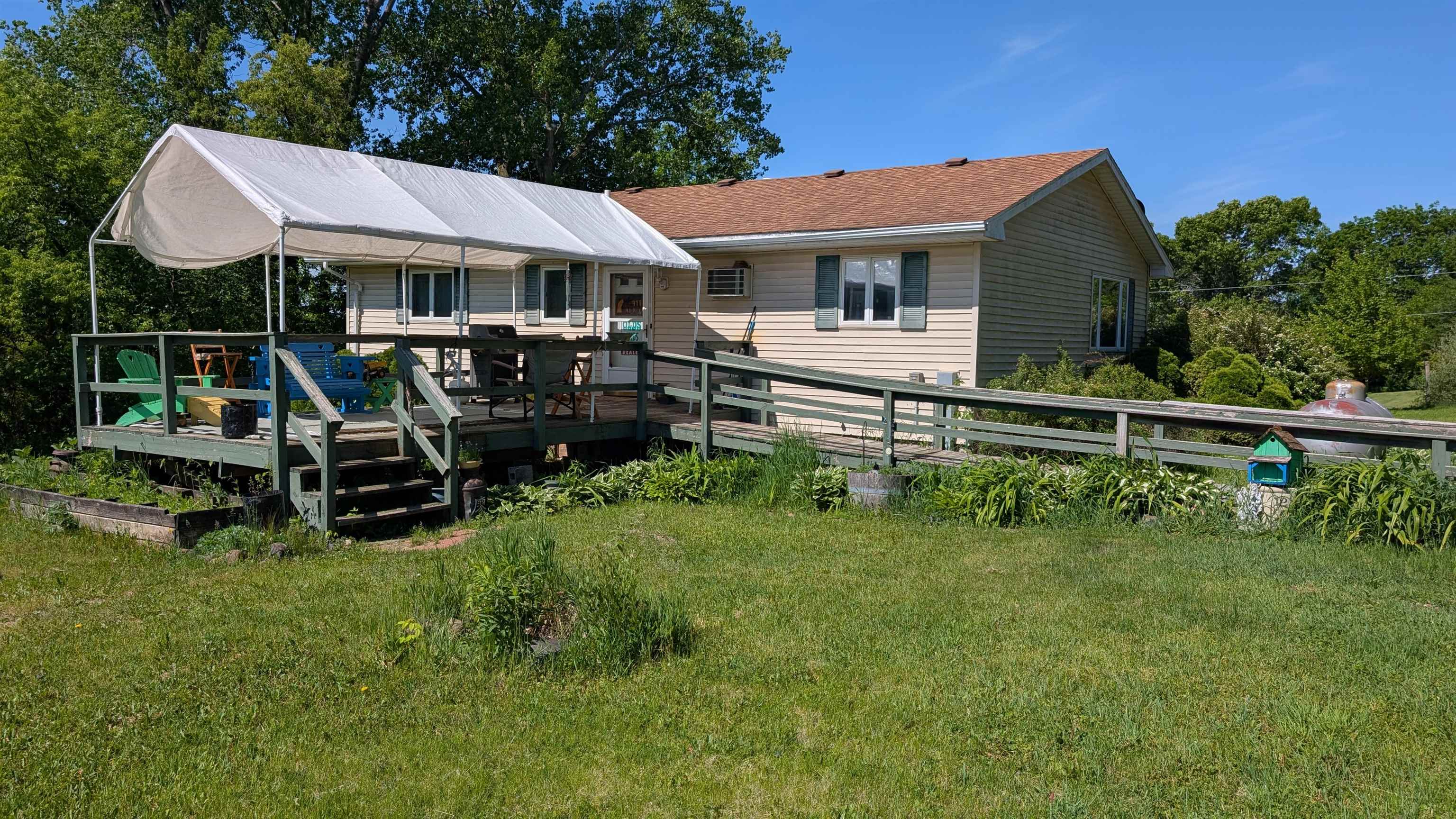 N3126 Oak Road Markesan, WI 53946 - Photo 3 of 26