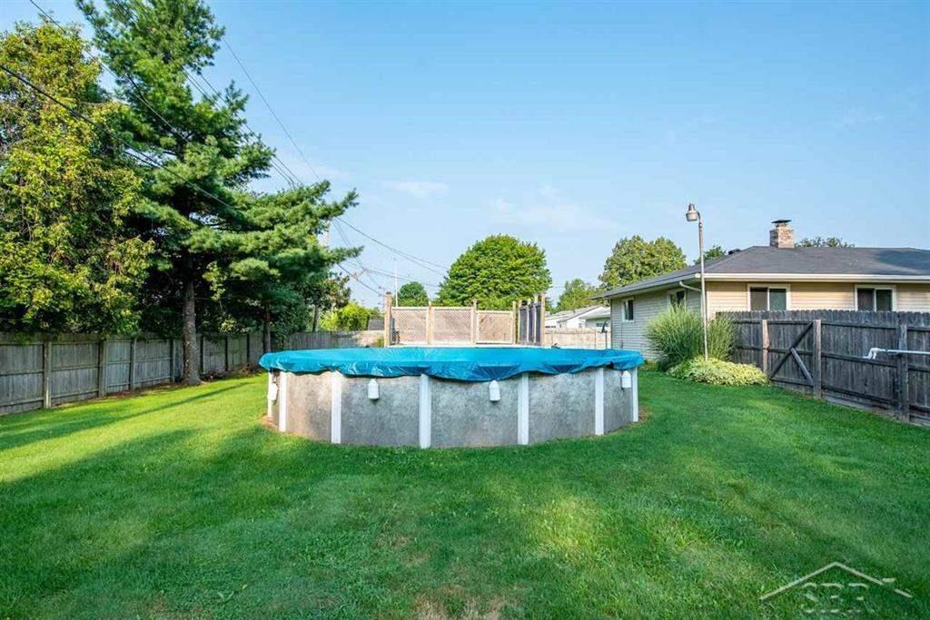 2855 Barnard Road Saginaw, MI 48603 - Photo 37 of 39 50051668-36.JPG