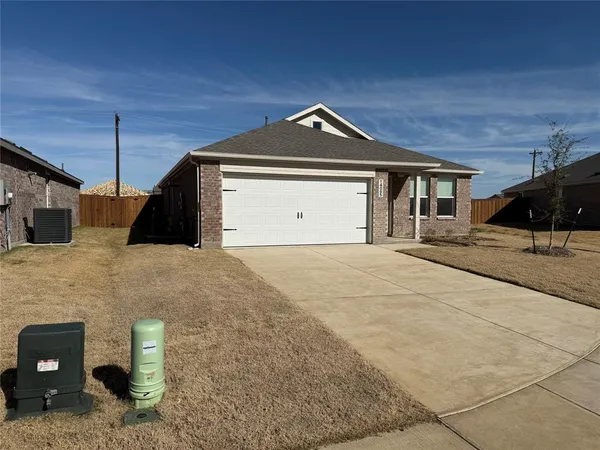 $1,775 | 14085 Ladbroke Street, Pilot Point, TX 76258