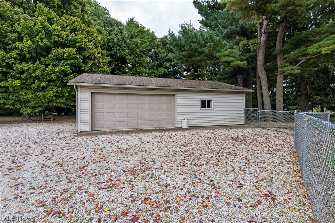 3551 Minor Road Akron, OH 44321 - Photo 4 of 30